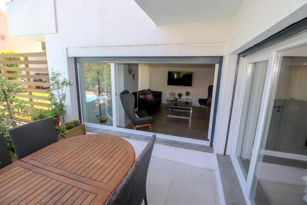 Cascais Getaway With A Shared Pool Appartement Buitenkant foto
