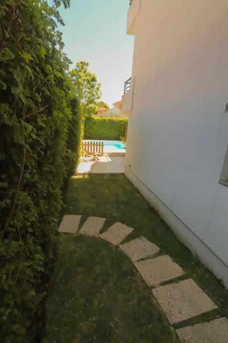 Cascais Getaway With A Shared Pool Appartement Buitenkant foto